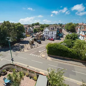 The Penthouse With Private Terrace Near The Beach Bournemouth