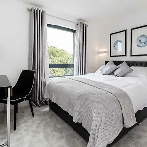 Royal Crescent - Vittrum Suites Southampton